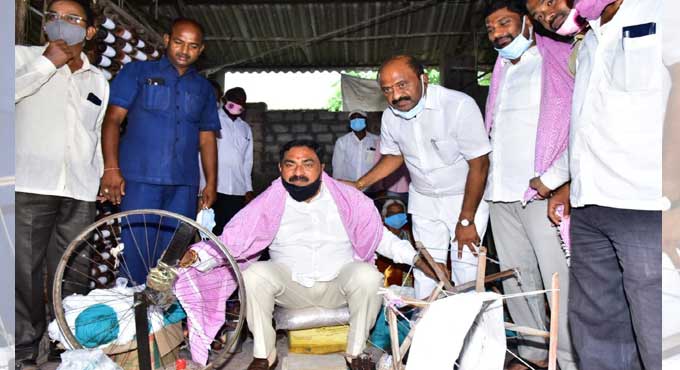 SHGs received Rs 1,964 cr as interest reimbursement: Errabelli