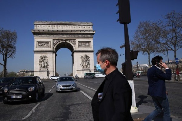 France looks forward to 50 mn foreign tourists in 2021