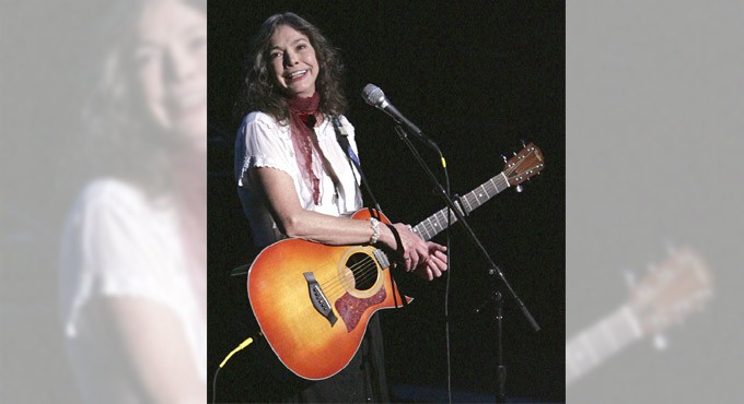 Grammy-winning singer Nanci Griffith passes away at 68