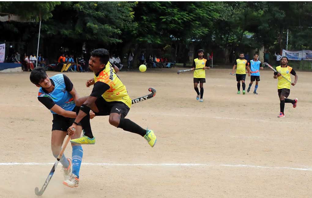 Zafar Iqbal team record victory in Legends Hockey Premier League