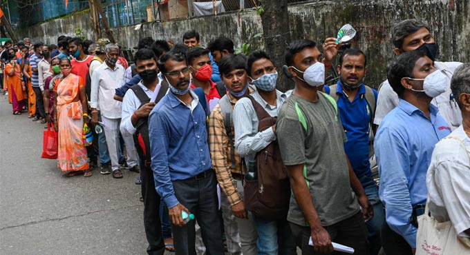 India sees single-day rise of 25,072 new Covid cases, lowest in 160 days