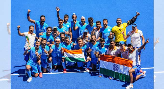 PM Modi hails Indian hockey team’s medal win as historic