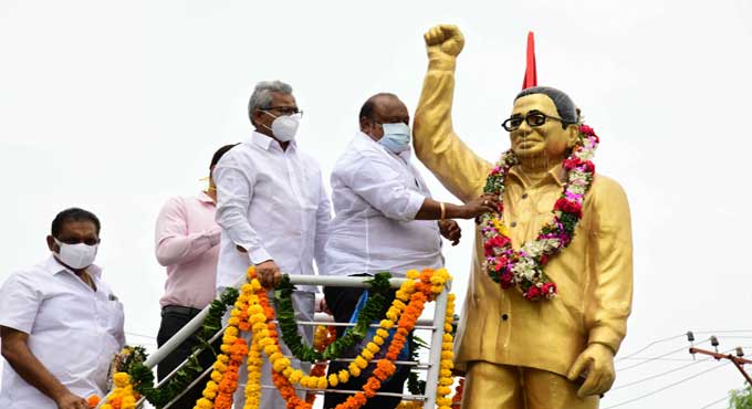 Birth anniversary of Prof Jayashankar celebrated on grand scale in Karimnagar
