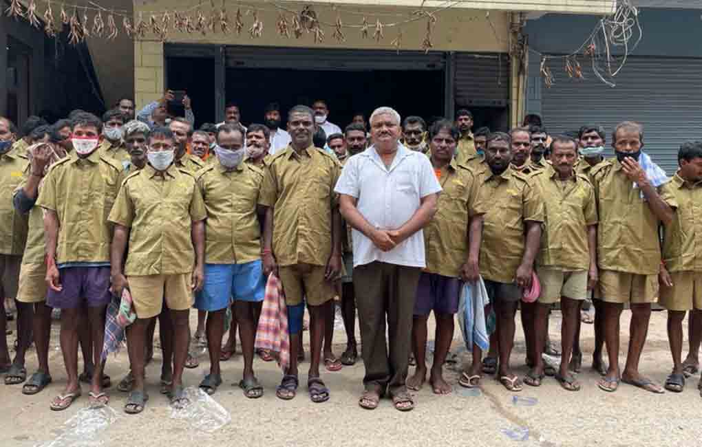 Khaki shirts donated to hamalis in Khammam