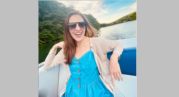 Broadway superstar Laura Osnes removed from show