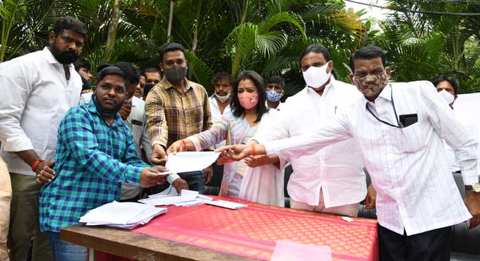 GHMC Mayor distributes 383 ration cards in Hyderabad
