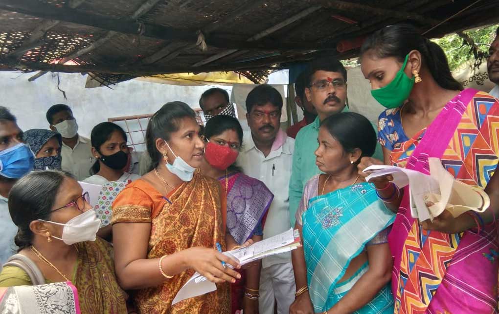 Dalit Bandhu: Enumeration survey begins at Huzurabad
