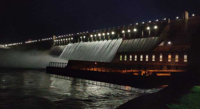 Telangana: 14 gates of Nagarjuna Sagar lifted