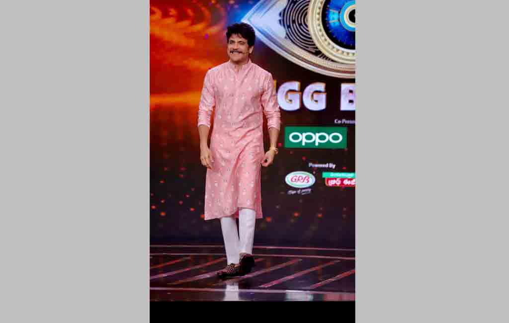 ‘King’ Nagarjuna proves age is just a number