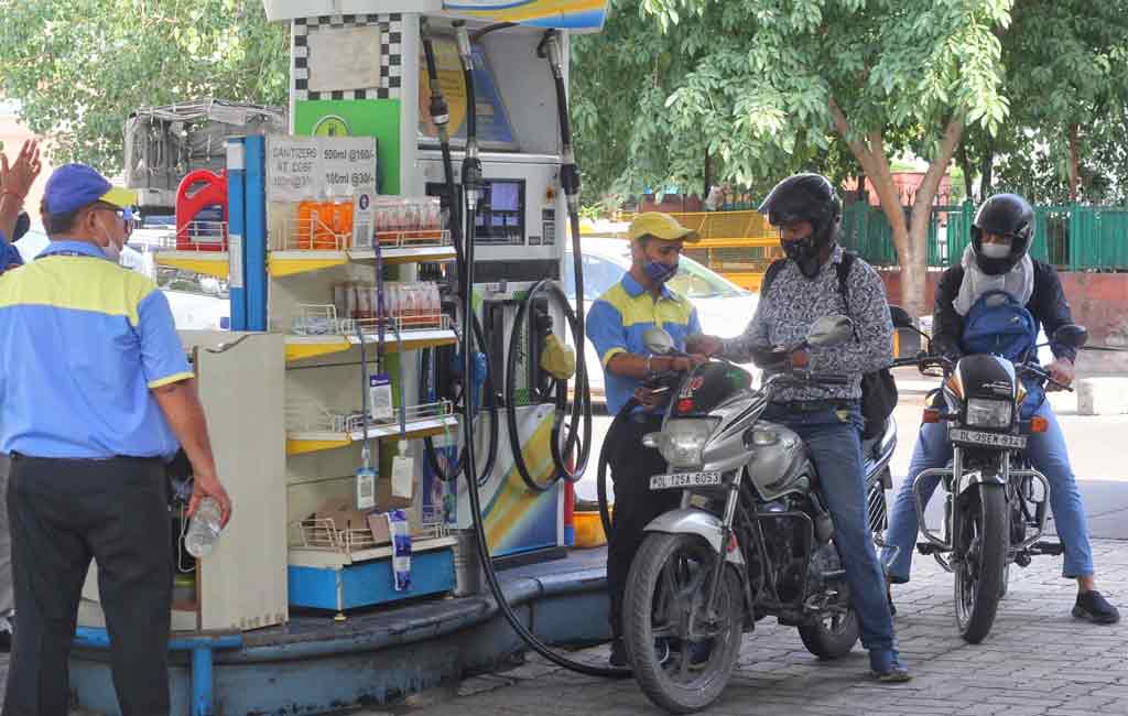 Petrol, diesel prices cut again as global oil rates soften