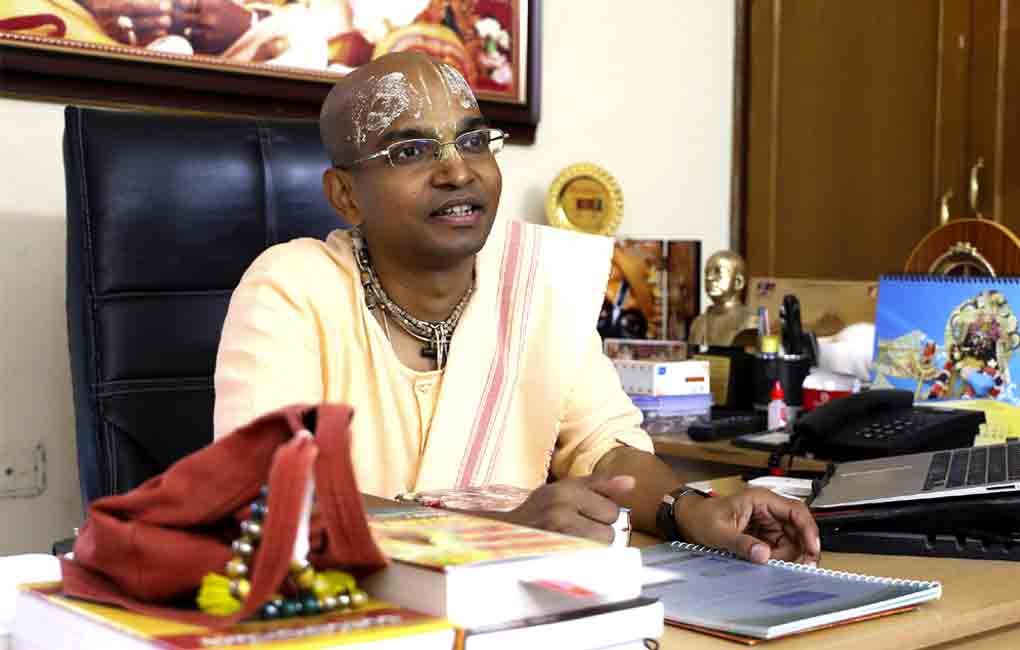 Lord Sri Krishna’s appearance and universal message