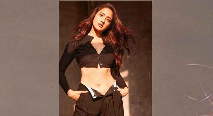 Here’s sneak peek of how Pragya Jaiswal is enjoying her travelling time