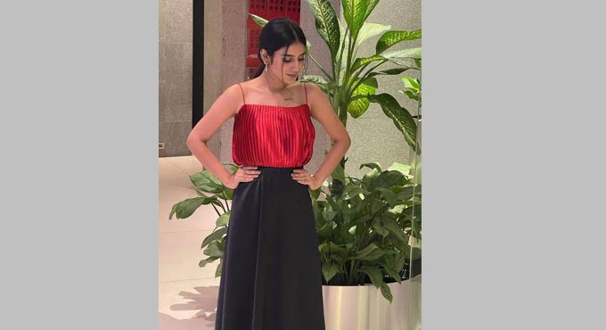 Priya Prakash Varrier wows fans in a shiny spaghetti red top