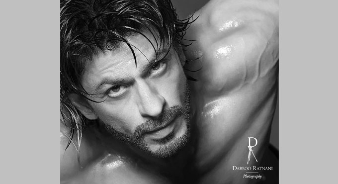 When Shah Rukh Khan goes shirtless