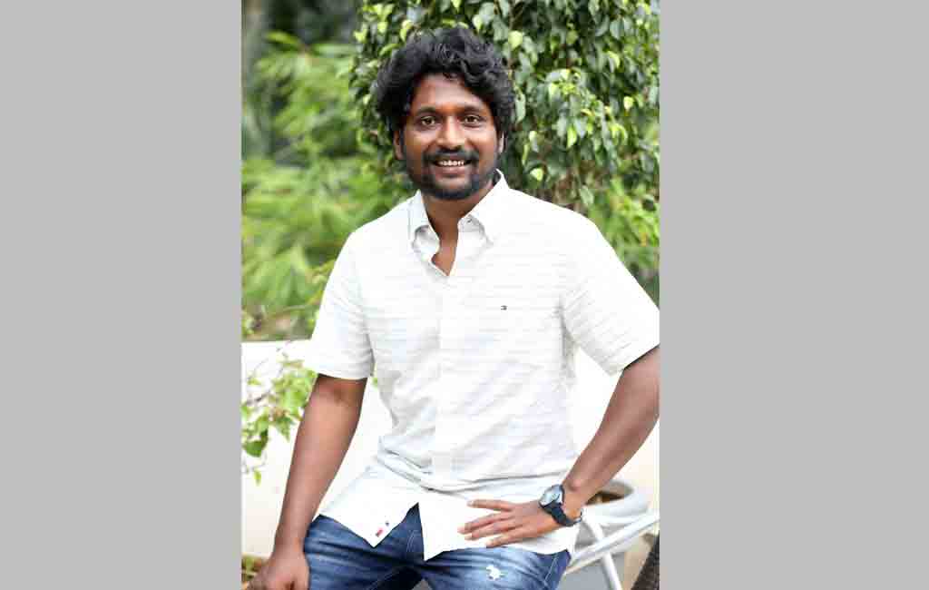 Suhas turns a writer for his next ‘Writer Padmabhushan’