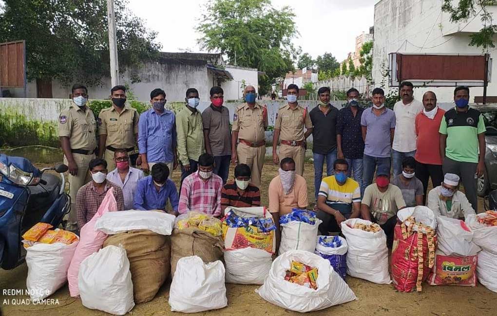 Mancherial: Banned tobacco products worth Rs 3 L seized, ten arrested
