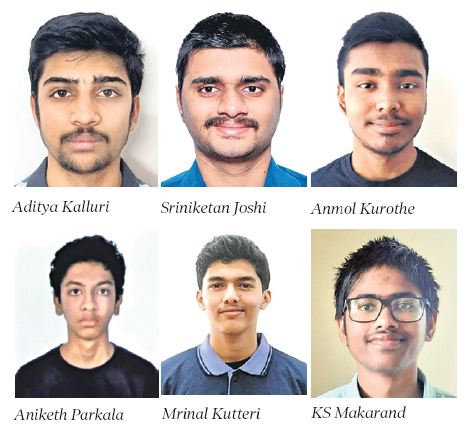 Six Aakash students score 99 percentile in JEE Main