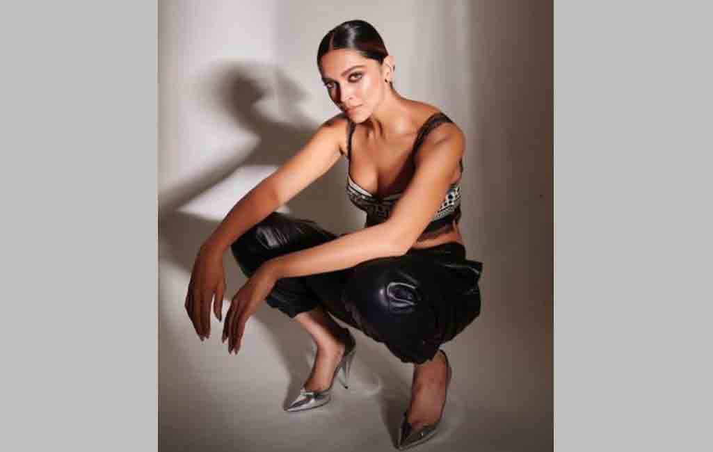 Deepika Padukone raises oomph factor in latest photos