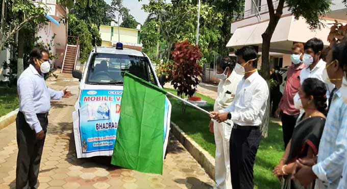 Mobile Covid vaccination drive launched in Kothagudem