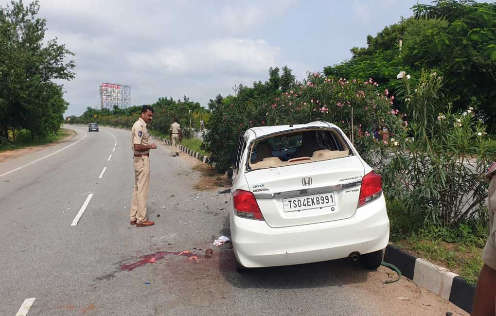 One killed, 4 injured in accident near Siddipet