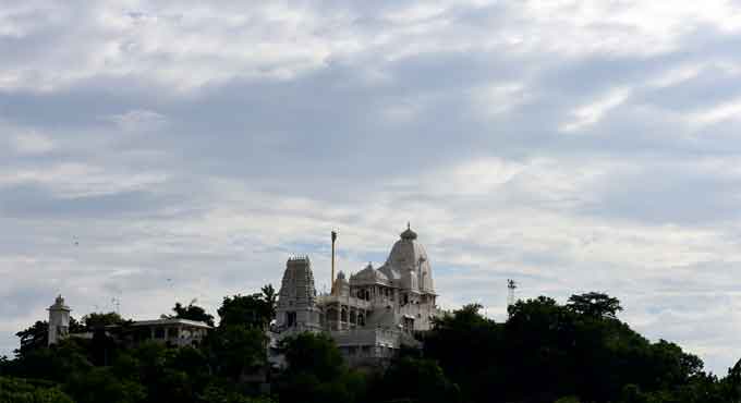 Some areas of Hyderabad receive light drizzle on Sunday