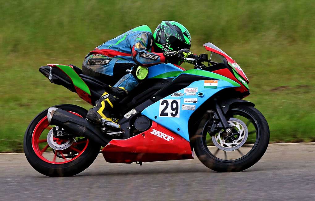 Alwin Sundar takes pole position in Novice category