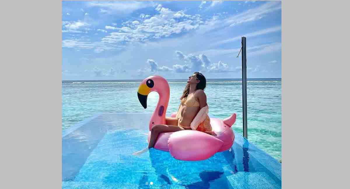 Ananya Panday’s vacay pictures are too hot to handle, check out!