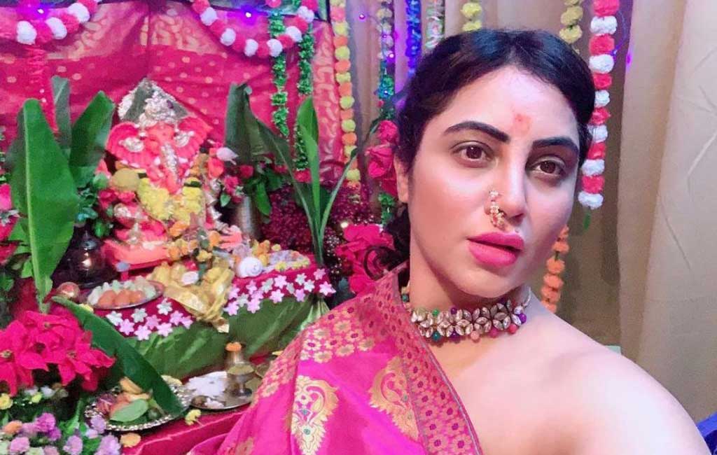Arshi Khan upset after getting trolled for Ganesh Chaturthi greetings