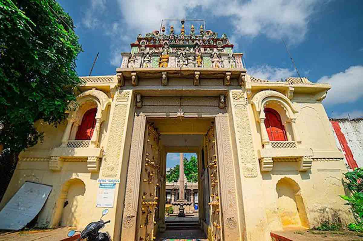 Telangana: Shopping complexes on temple lands to generate revenue