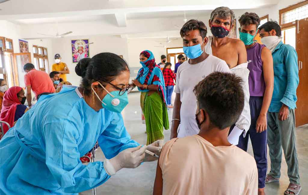 India records 27,176 fresh cases of COVID-19, 284 deaths