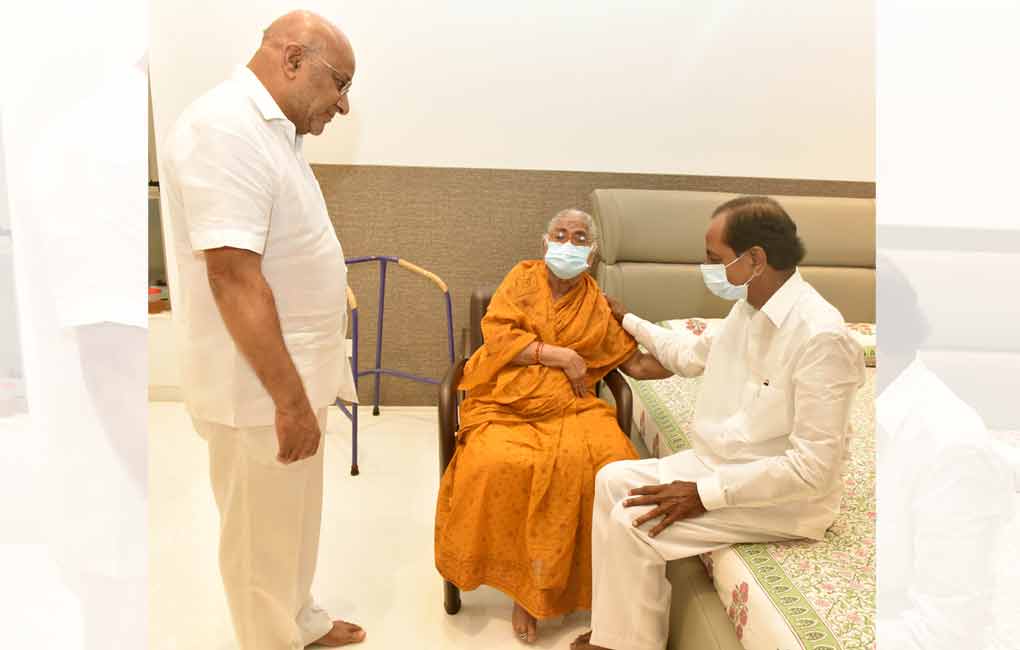 CM KCR consoles TPPL CMD Damodar Rao’s family