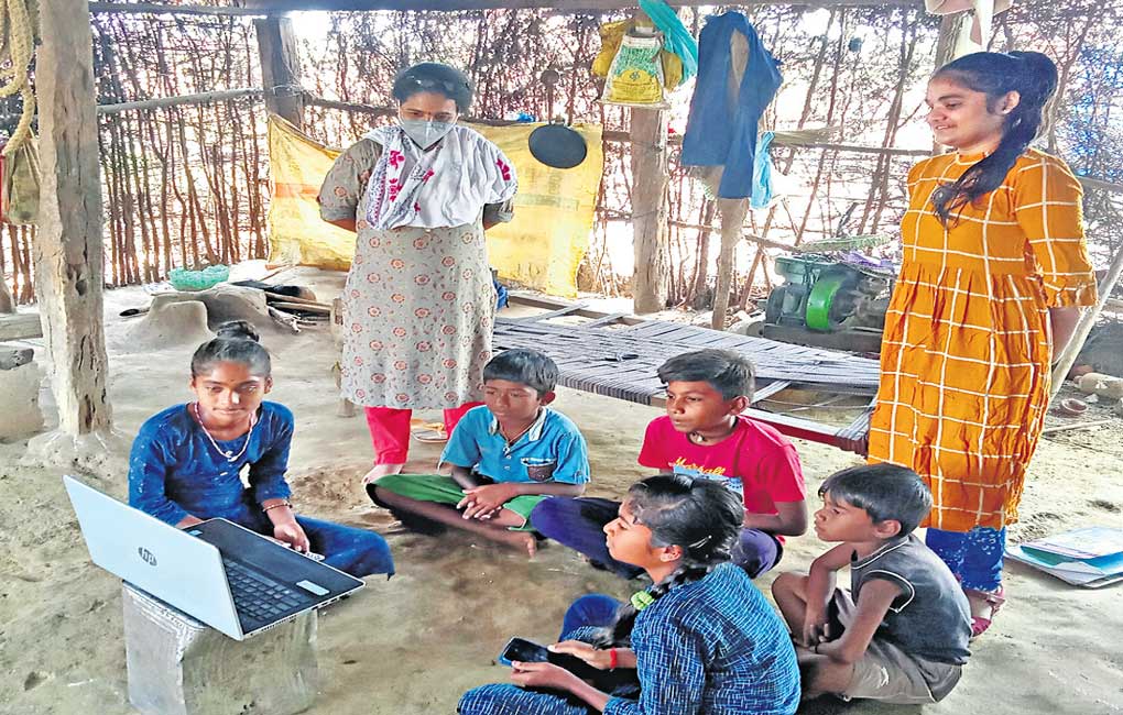 Opinion: Reaching out to kids, digitally