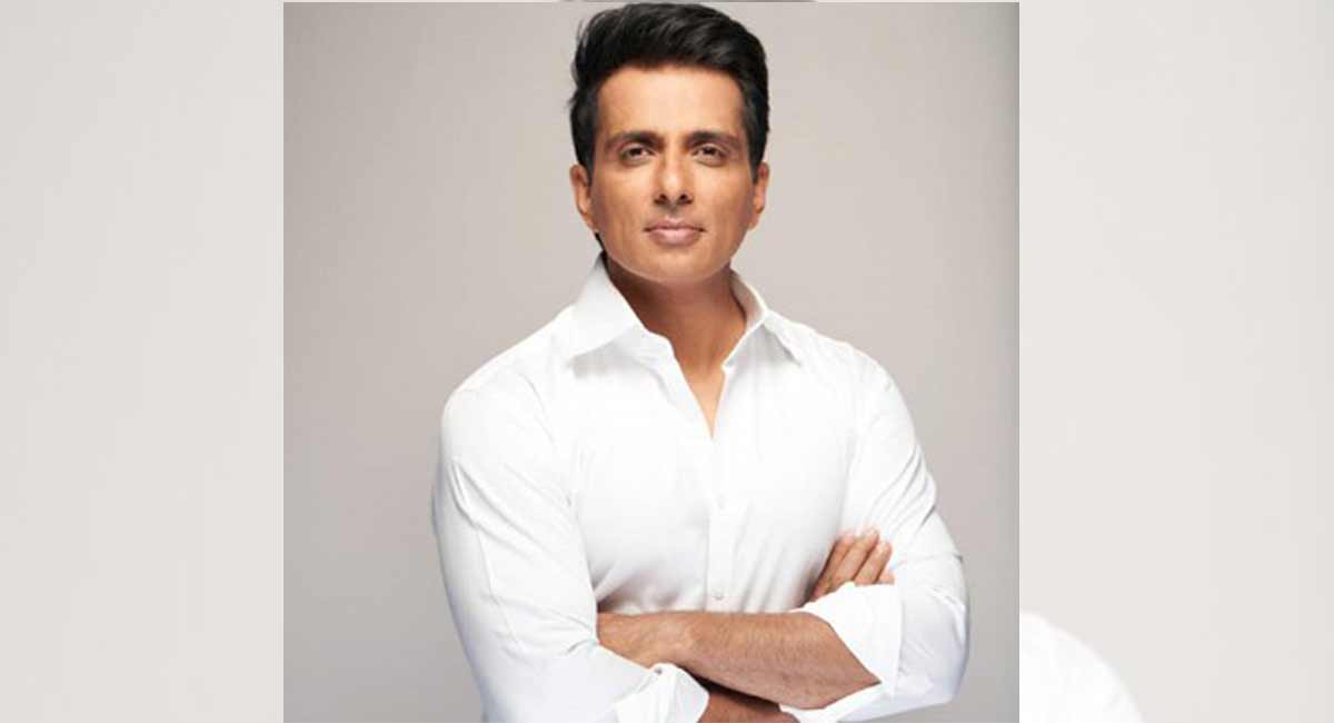 For 2nd day, IT sleuths ‘search’ actor Sonu Sood’s home