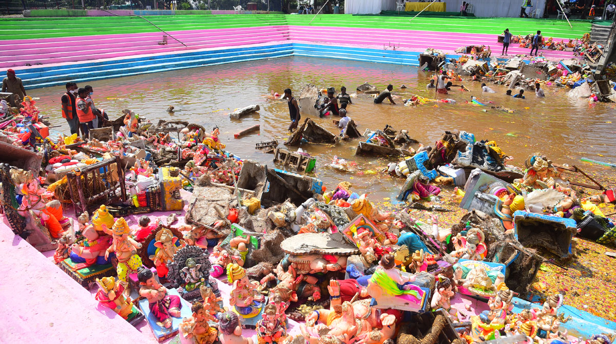GHMC removes over 83K Ganesh idols from water bodies