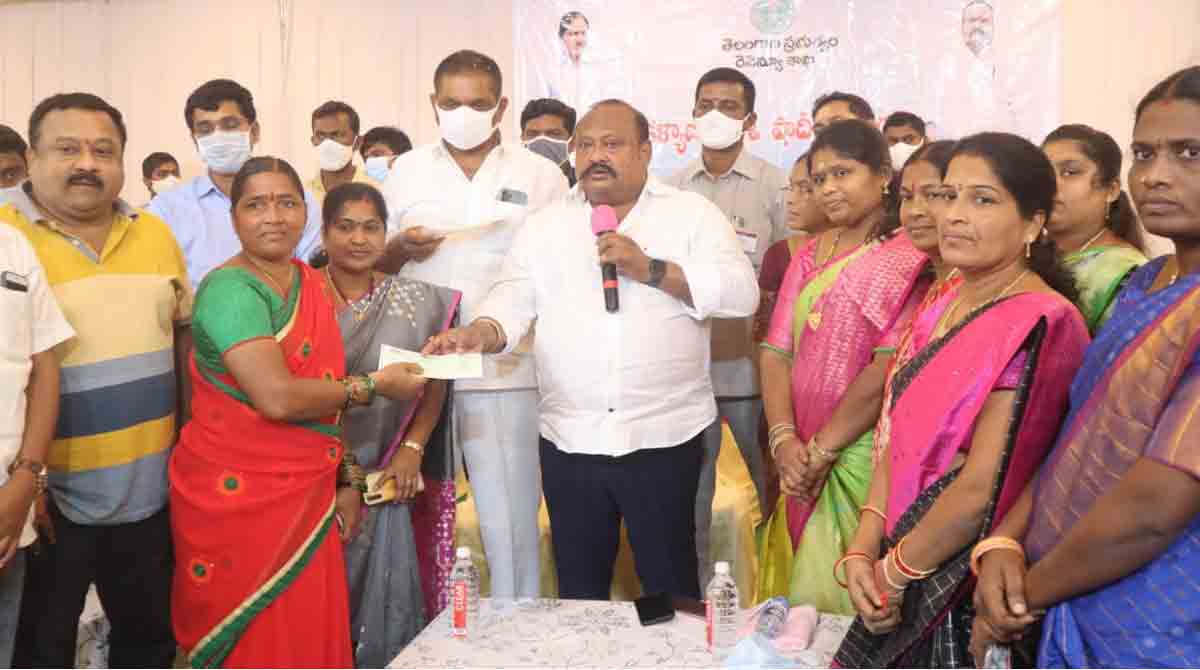 Telangana tops in implementing welfare schemes: Gangula