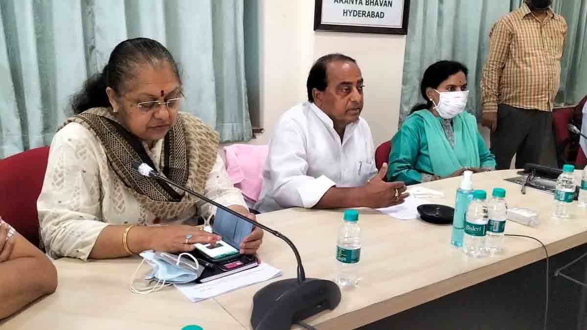 Attacking forest staff not a solution: Indrakaran Reddy