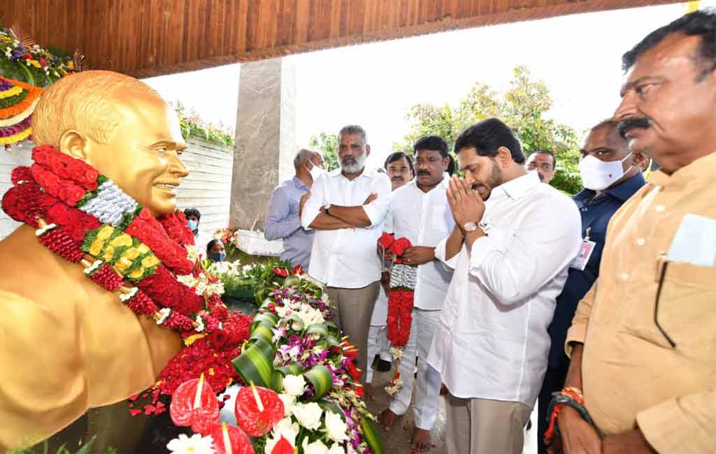 Jagan pays homage to YS Rajasekhara Reddy on 12th death anniversary