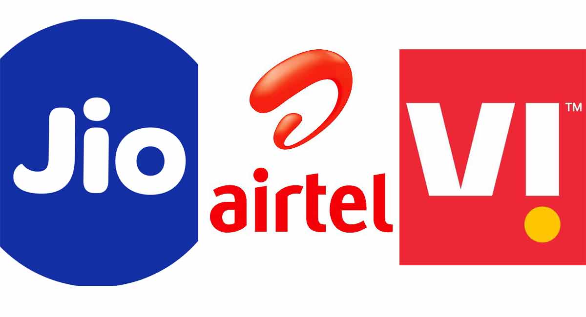 Jio, Airtel add mobile subscribers in July, VIL loses 14.3 lakh users: Trai data