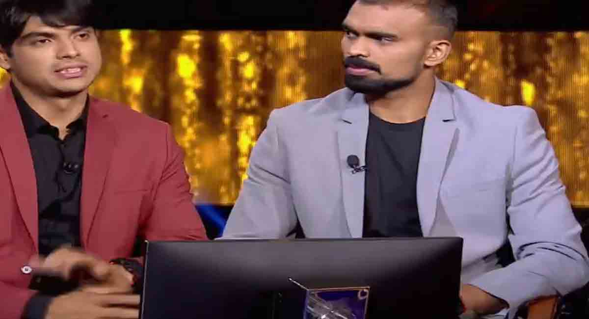 Big B gets teary-eyed in presence of Olympians Neeraj Chopra, PR Sreejesh