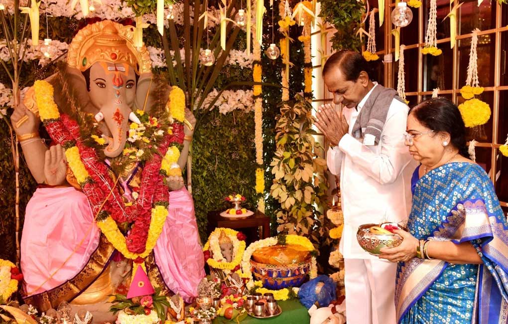 Ganesh Chaturthi begin in Telugu states on contrasting note