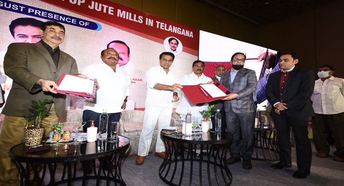 Telangana attracts Rs 887 crore investments in jute sector
