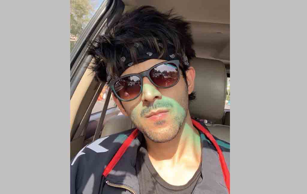 Don’t miss this sun-kissed selfie of actor Kartik Aaryan