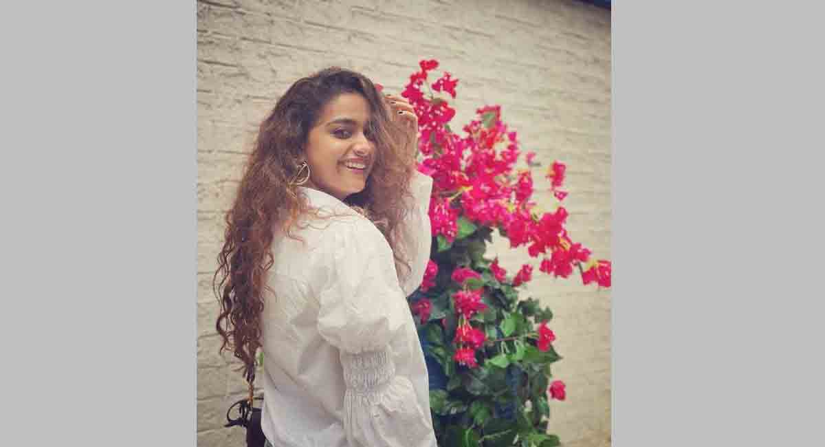 Check out Keerthy’s midweek pose from Mumbai