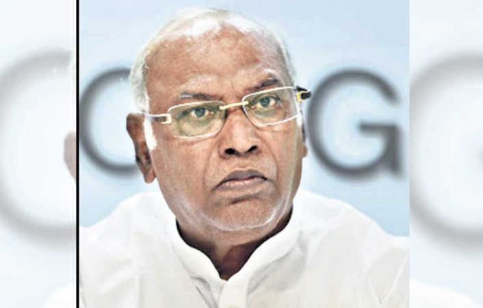 Telangana State created with the efforts of Sonia Gandhi: Mallikarjun Kharge