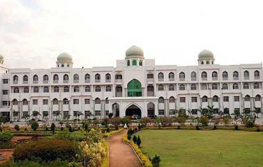 MANUU offers online admissions for PG, UG courses