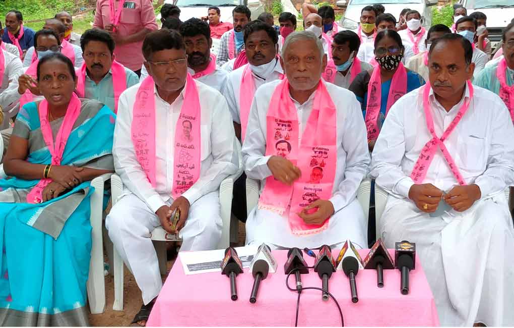 Congress leader Prem Sagar cheated many people: Mancherial MLA