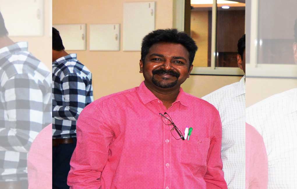 Warangal: Dr Mallam Naveen honoured with ‘National Best Teacher’ award