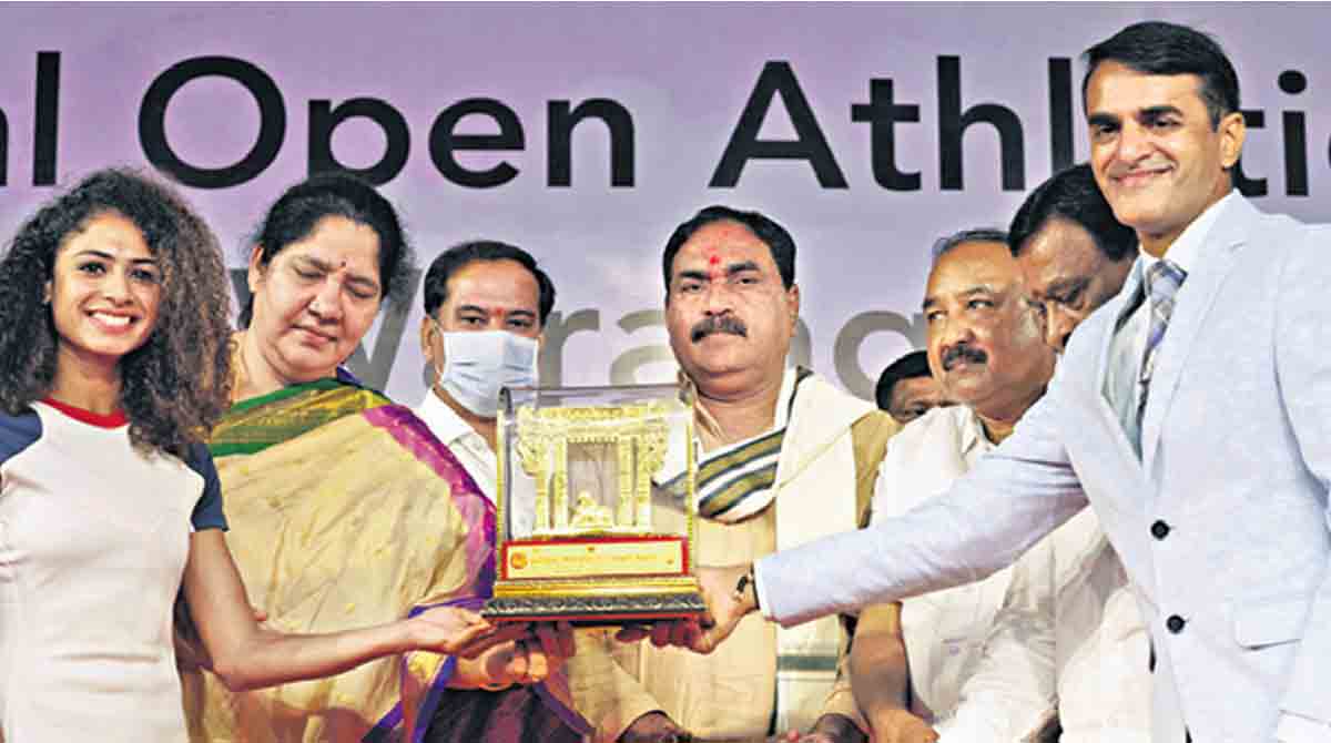 Errabelli to push for Sports Village in Warangal