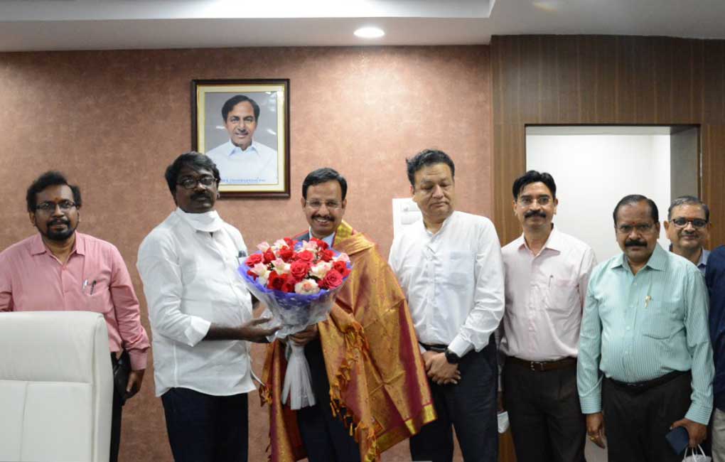 VC Sajjanar takes charge as Managing Director of TSRTC