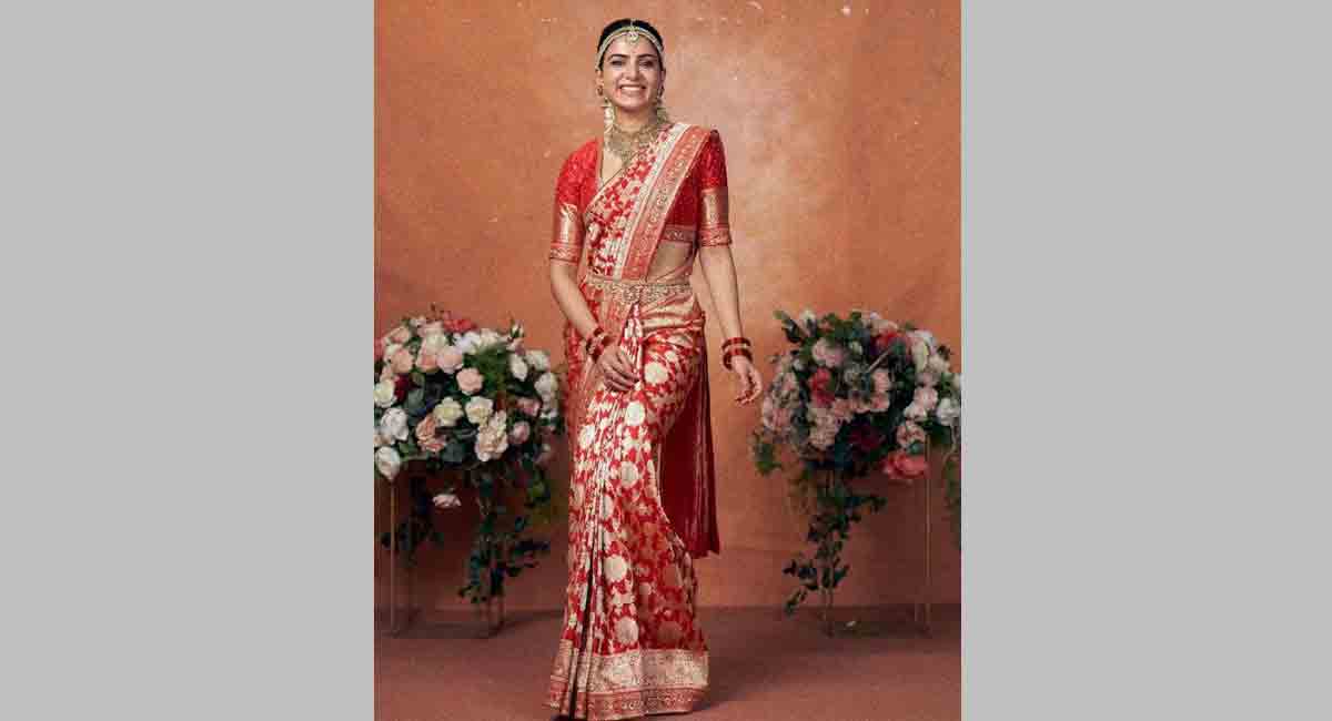 Samantha stuns in a red Banarasi sari